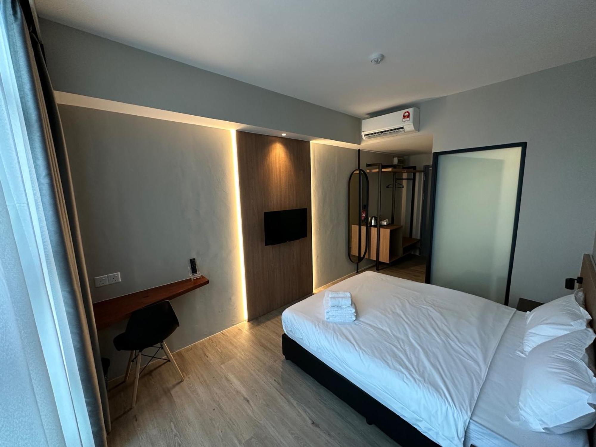 Roxy Hotel Aiman Kuching Kültér fotó